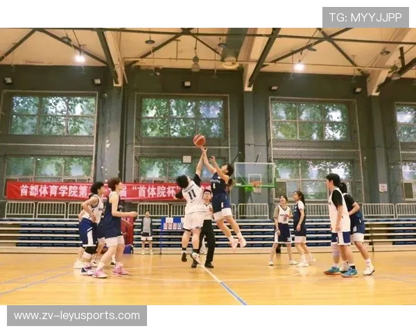 篮球运动员专项技术训练成效明显，专业篮球运动员的训练方法