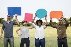 乐鱼体育在线网站-中国篮球教练员团队协作与沟通效率提升，篮球教练团队组成