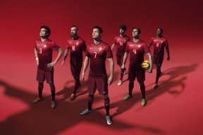 乐鱼体育官网入口-球员状态恢复周期是否正成为比赛密度下的新课题，恢复球迷入场