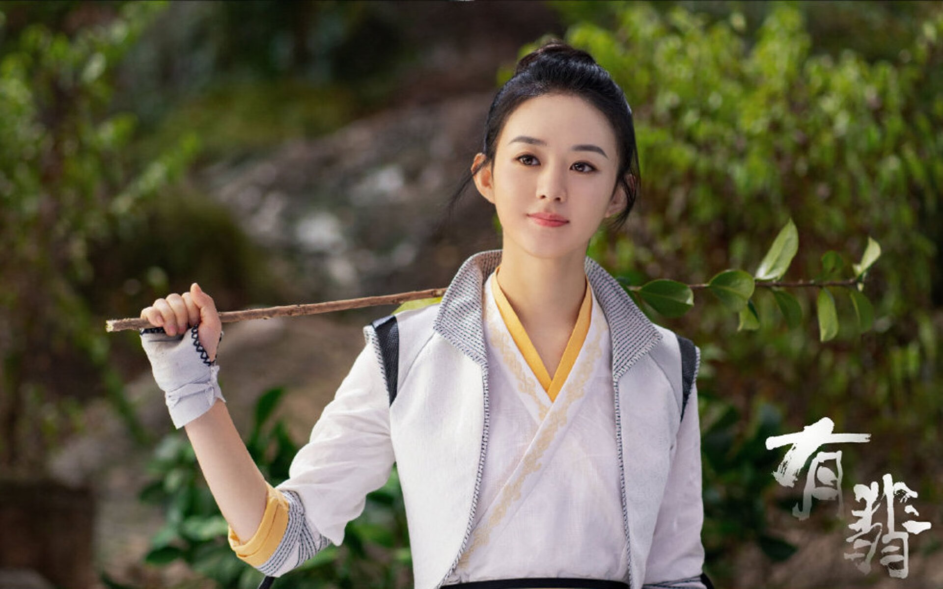 “短柄墙球：高新区全民健身馆，快速决策与精准击球，谁能在瞬息间扭转战局？”